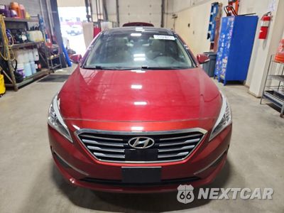 Piąte zdjęcie samochodu w środku: 2015 HYUNDAI SONATA LIMITED VIN:5NPE34AF2FH049252 - miniatura