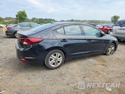 Trzecie zdjęcie samochodu z tyłu: 2019 HYUNDAI ELANTRA SEL VIN:5NPD84LF4KH455814 - miniatura