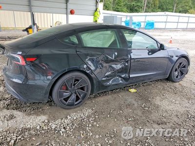 Trzecie zdjęcie samochodu z tyłu: 2025 TESLA MODEL 3 VIN:5YJ3E1ETXSF085165 - miniatura