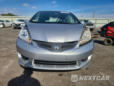 Piąte zdjęcie samochodu w środku: 2011 HONDA FIT SPORT VIN:JHMGE8H59BC003168 - miniatura
