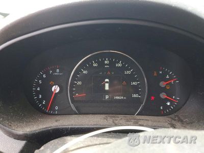Zdjęcie 9 z 12 samochodu: 2017 KIA SORENTO EX VIN:5XYPHDA55HG200886 - miniatura