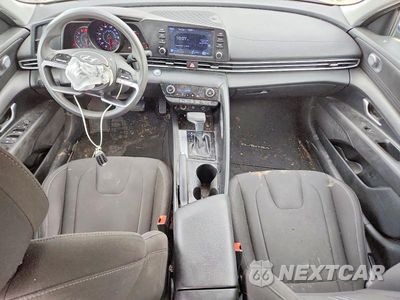 Zdjęcie 8 z 12 samochodu: 2021 HYUNDAI ELANTRA SEL VIN:5NPLM4AG4MH051157 - miniatura