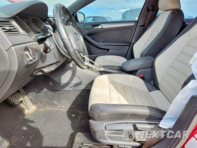 Zdjęcie 7 z 12 samochodu: 2017 VOLKSWAGEN JETTA SPORT VIN:3VWD17AJ7HM391670 - miniatura