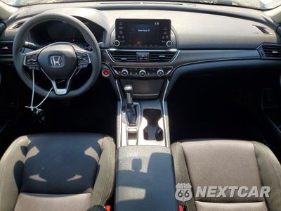 Zdjęcie 8 z 12 samochodu: 2019 HONDA ACCORD LX VIN:1HGCV1F19KA167671 - miniatura