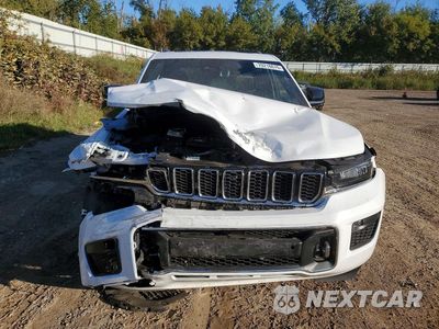 Piąte zdjęcie samochodu w środku: 2025 JEEP GRAND CHEROKEE OVERLAND VIN:1C4RJHDG6S8709269 - miniatura