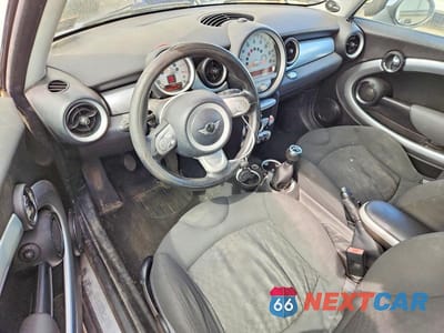 Zdjęcie 8 z 13 samochodu: 2010 MINI COOPER CLUBMAN VIN:WMWML3C53ATX51981 - miniatura