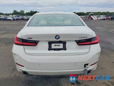 Zdjęcie 6 z 12 samochodu: 2023 BMW 330XI VIN:3MW89FF00P8D01979 - miniatura