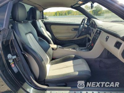 Zdjęcie 10 z 12 samochodu: 2000 MERCEDES-BENZ SLK 230 KOMPRESSOR VIN:WDBKK47F7YF164003 - miniatura