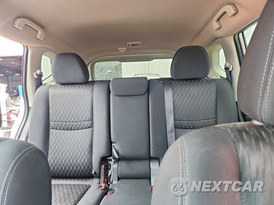 Zdjęcie 10 z 13 samochodu: 2017 NISSAN ROGUE SV VIN:KNMAT2MT3HP512043 - miniatura