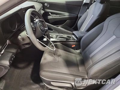 Zdjęcie 7 z 13 samochodu: 2021 HYUNDAI ELANTRA SE VIN:5NPLL4AG4MH016136 - miniatura