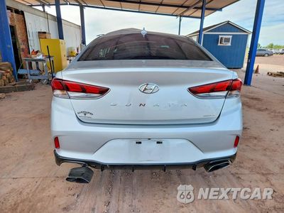Zdjęcie 6 z 12 samochodu: 2019 HYUNDAI SONATA SPORT VIN:5NPE34AF4KH763989 - miniatura