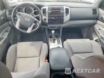 Zdjęcie 8 z 12 samochodu: 2012 TOYOTA TACOMA V6 VIN:5TFUU4EN1CX037698 - miniatura
