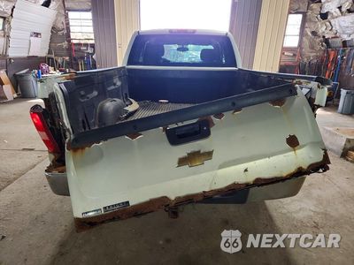 Zdjęcie 6 z 12 samochodu: 2010 CHEVROLET SILVERADO K1500 LT VIN:1GCSKSE39AZ192341 - miniatura