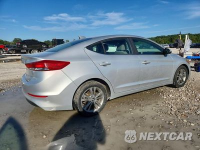 Trzecie zdjęcie samochodu z tyłu: 2018 HYUNDAI ELANTRA SEL VIN:5NPD84LF2JH238003 - miniatura