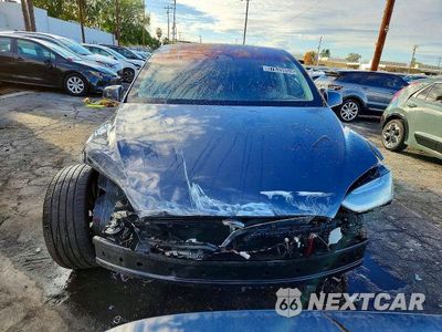 Piąte zdjęcie samochodu w środku: 2016 TESLA MODEL X VIN:5YJXCBE29GF027883 - miniatura