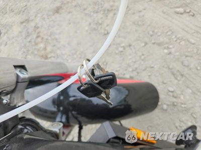 Zdjęcie 8 z 9 samochodu: 2000 HONDA VT750 CD2 VIN:JH2RC4475YK300055 - miniatura