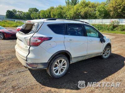 Trzecie zdjęcie samochodu z tyłu: 2017 FORD ESCAPE SE VIN:1FMCU0GD3HUA79254 - miniatura