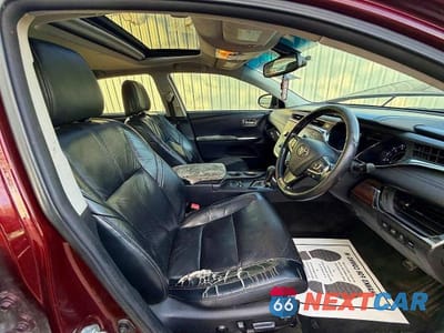 Piąte zdjęcie samochodu w środku: 2013 TOYOTA AVALON LIMITED VIN:4T1BK1EB9DU031177 - miniatura