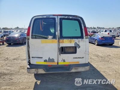 Zdjęcie 6 z 13 samochodu: 2000 CHEVROLET EXPRESS 2500 DELIVERY VAN VIN:1GCFG25W0Y1165230 - miniatura