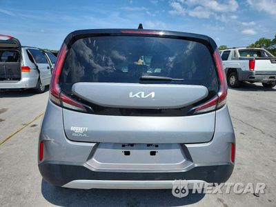 Zdjęcie 6 z 12 samochodu: 2024 KIA SOUL LX VIN:KNDJ23AU9R7898331 - miniatura