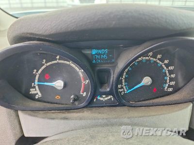 Zdjęcie 9 z 12 samochodu: 2015 FORD FIESTA S VIN:3FADP4AJ6FM159208 - miniatura