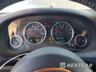 Zdjęcie 9 z 12 samochodu: 2016 JEEP WRANGLER UNLIMITED SPORT VIN:1C4BJWDGXGL260415 - miniatura