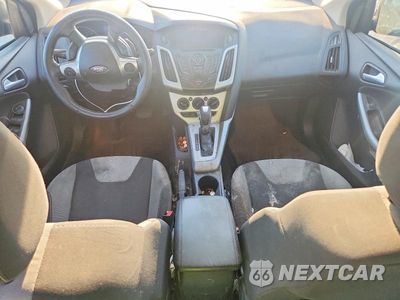 Zdjęcie 8 z 12 samochodu: 2012 FORD FOCUS SE VIN:1FAHP3K28CL473264 - miniatura