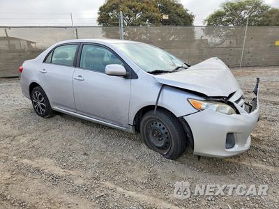 Czwarte zdjęcie samochodu z boku: 2012 TOYOTA COROLLA LE VIN:2T1BU4EE5CC884908 - miniatura