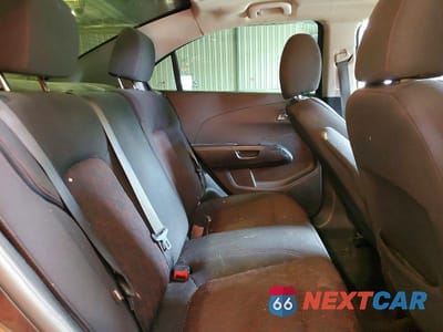 Zdjęcie 10 z 13 samochodu: 2020 CHEVROLET SONIC LT VIN:1G1JD5SB7L4141366 - miniatura