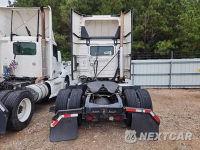 Zdjęcie 6 z 13 samochodu: 2018 VOLVO VNL SEMI TRUCK VIN:4V4N39TG2JN892769 - miniatura