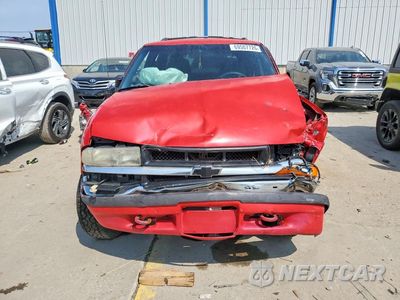 Piąte zdjęcie samochodu w środku: 2000 CHEVROLET BLAZER VIN:1GNDT13W3Y2316501 - miniatura