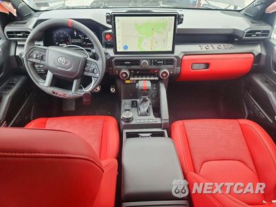 Zdjęcie 8 z 12 samochodu: 2026 TOYOTA TACOMA TRD PRO HV VIN:3TYLC5LNXTT074833 - miniatura