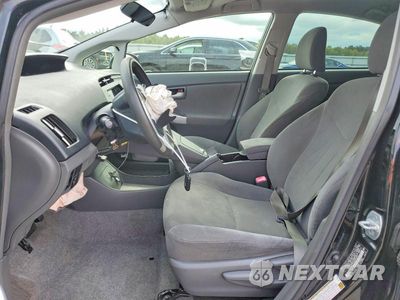Zdjęcie 7 z 12 samochodu: 2011 TOYOTA PRIUS TWO VIN:JTDKN3DU6B5326805 - miniatura