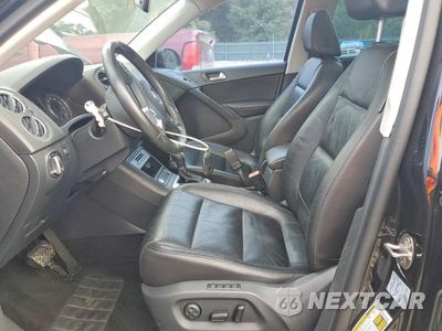 Zdjęcie 7 z 14 samochodu: 2017 VOLKSWAGEN TIGUAN SPORT VIN:WVGTV7AXXHK016043 - miniatura