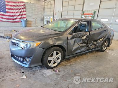 2014 TOYOTA CAMRY SE 4T1BF1FK5EU791711 - główne zdjęcie licytacji z USA - miniatura