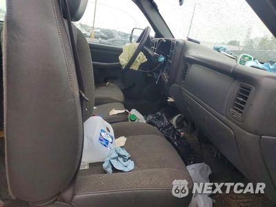 Zdjęcie 10 z 12 samochodu: 2006 CHEVROLET SILVERADO C2500 HEAVY DUTY VIN:1GCHC24U16E108755 - miniatura
