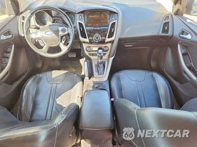 Zdjęcie 8 z 12 samochodu: 2012 FORD FOCUS SEL VIN:1FAHP3H23CL226533 - miniatura