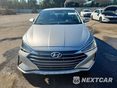 Piąte zdjęcie samochodu w środku: 2019 HYUNDAI ELANTRA SE VIN:5NPD74LF7KH427184 - miniatura
