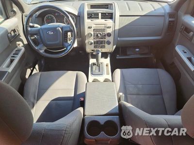 Zdjęcie 8 z 13 samochodu: 2012 FORD ESCAPE XLT VIN:1FMCU0D70CKC73470 - miniatura