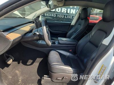 Zdjęcie 7 z 13 samochodu: 2021 TESLA MODEL Y VIN:5YJYGDEE3MF191964 - miniatura