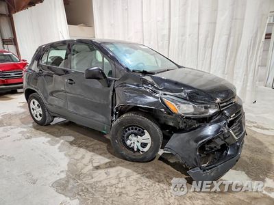 Czwarte zdjęcie samochodu z boku: 2017 CHEVROLET TRAX LS VIN:3GNCJKSB7HL258719 - miniatura