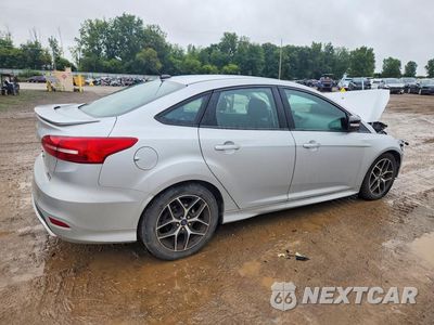 Trzecie zdjęcie samochodu z tyłu: 2015 FORD FOCUS SE VIN:1FADP3F23FL361131 - miniatura