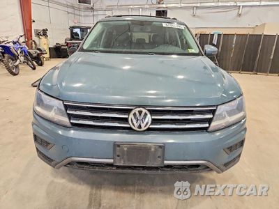 Piąte zdjęcie samochodu w środku: 2019 VOLKSWAGEN TIGUAN SE VIN:3VV2B7AX9KM200416 - miniatura