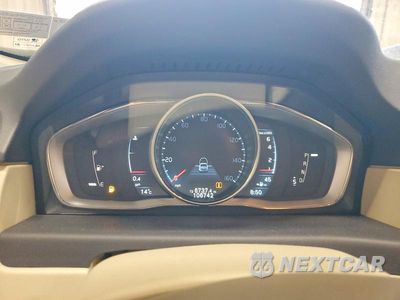 Zdjęcie 9 z 12 samochodu: 2015 VOLVO S80 PLATINUM VIN:YV1902MMXF1191150 - miniatura
