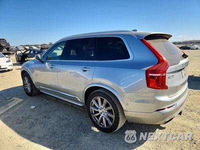 Drugie zdjęcie samochodu z przodu: 2016 VOLVO XC90 T6 VIN:YV4A22PL2G1039622 - miniatura