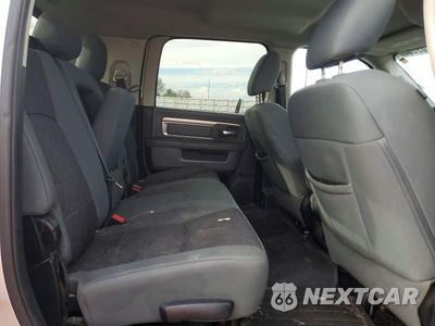 Zdjęcie 11 z 14 samochodu: 2014 RAM 3500 SLT VIN:3C63R3LJ9EG283372 - miniatura