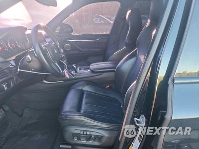 Zdjęcie 7 z 13 samochodu: 2018 BMW X5 M VIN:5YMKT6C5XJ0Y84130 - miniatura