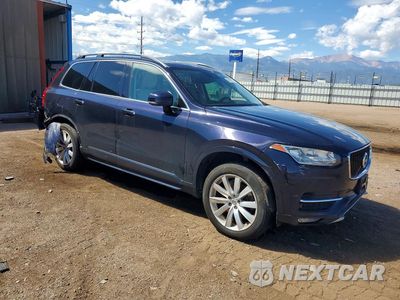 Czwarte zdjęcie samochodu z boku: 2016 VOLVO XC90 T6 VIN:YV4A22PK2G1069596 - miniatura
