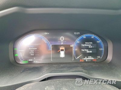 Zdjęcie 9 z 14 samochodu: 2025 TOYOTA RAV4 XSE VIN:JTME6RFV5SJ064740 - miniatura