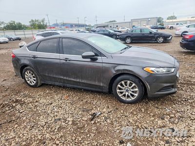 Czwarte zdjęcie samochodu z boku: 2016 FORD FUSION S VIN:3FA6P0G70GR299546 - miniatura